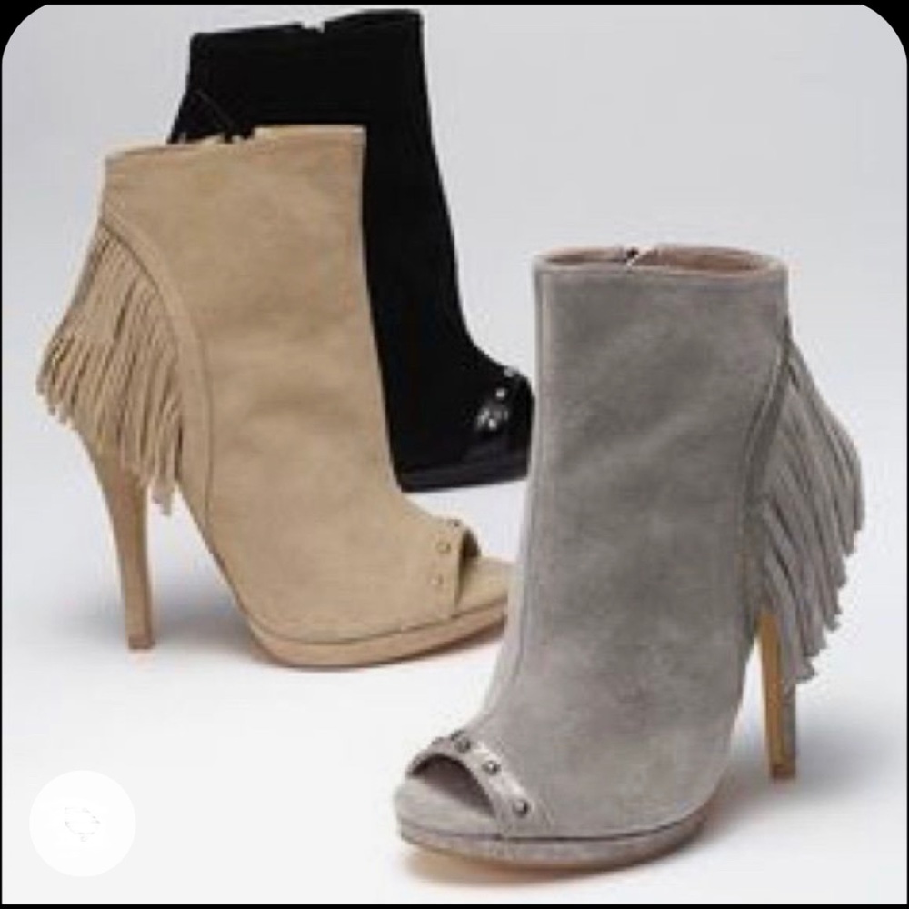 COLIN STUART GRAY GENUINE LEATHER STILETTO BOOTIES